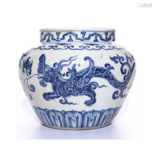CHINESE QING BLUE AND WHITE DRAGO…