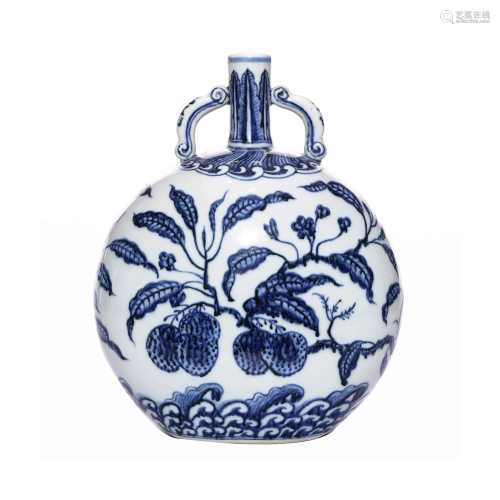 A CHINESE BLUE AND WHITE PORCELAIN …