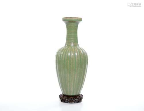 A Fine Chinese Porcelain Vase