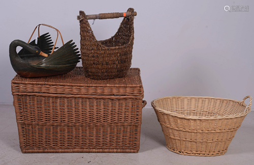 (4) Decorative baskets