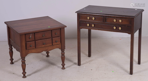 Mahogany console table w/ 3 drawers