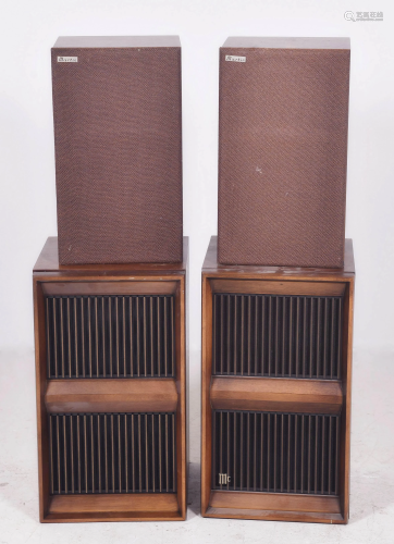 (2) Pairs of speakers