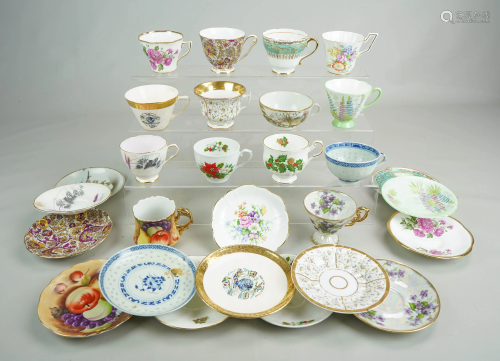 (14) Porcelain Teacups & Saucers