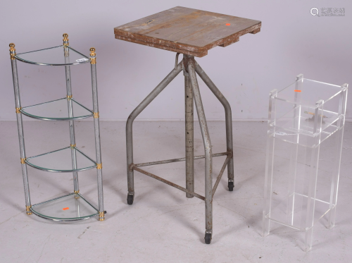 (3) Decorative stands