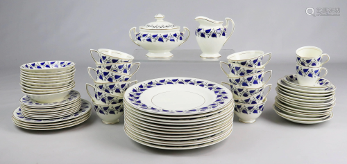 (64) Pc Royal Doulton Coventry Dinnerw…