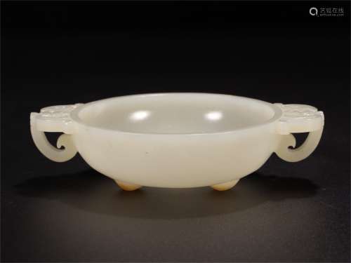 A Chinese Hetian Jade Three-legged Brush Washer