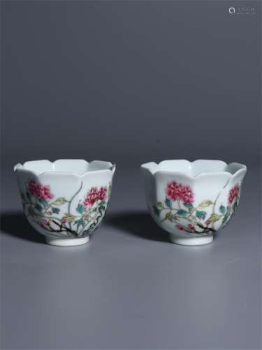 A Pair of Chinese Famille Rose Floral Porcelain Cups