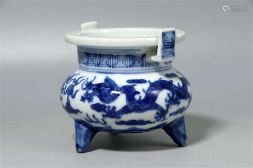 A Chinese Blue and White Porcelain Incense Burner