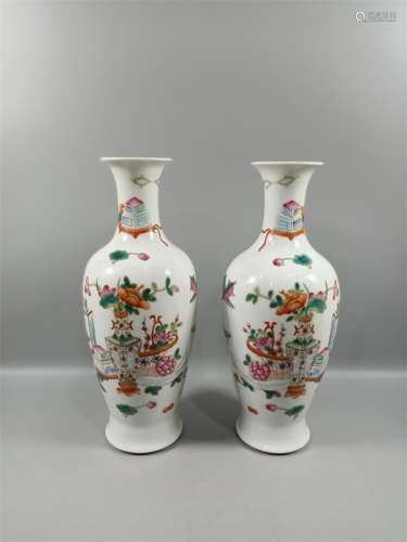 A Chinese Famille Rose Porcelain Guanyin Vase