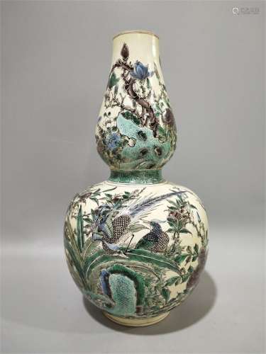 A Chinese Colorful Flower&Bird Pattern
 Porcelain Gourd-shaped Vase