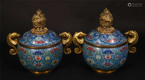 A PAIR OF CHINESE CLOISONNE LIDDED CENSER