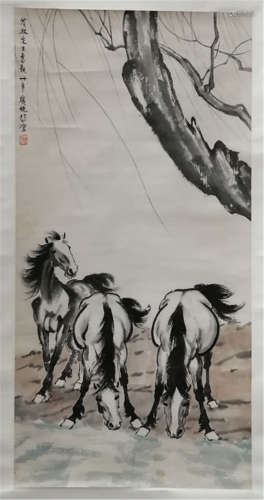 A CHINESE SCROLL PAINTING L OF TRIPLE HORSES UNDER THE WILLOWS BY XU BEIHONG