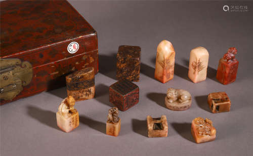 A SET OF CHINESE ANCIENT JADE CARVED SEALS