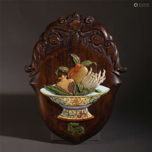 CHINESE ROSEWOOD CARVED FAMILLE ROSE FLOWER INLAID TABLE ITEM