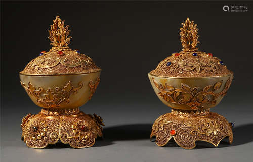 A PAIR OF CHINESE JADE GILT GEM STONE INLAID INCENSE CAGE