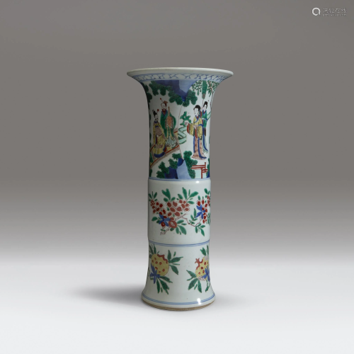A Chinese wucai-decorated porcelain beake…