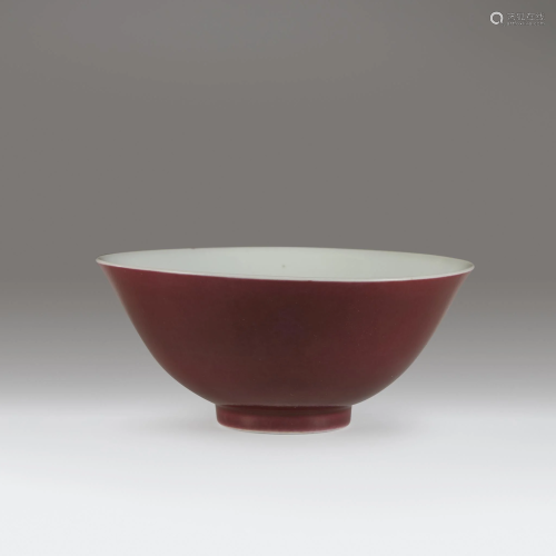 A Chinese copper-red glazed porcelain bowl…