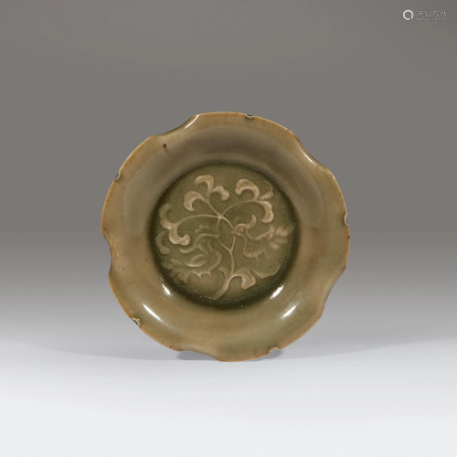 A small Yaozhou molded and carved lobe…