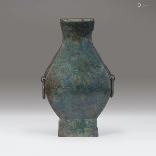 A Chinese archaic bronze vessel, Fanghu, Ha…