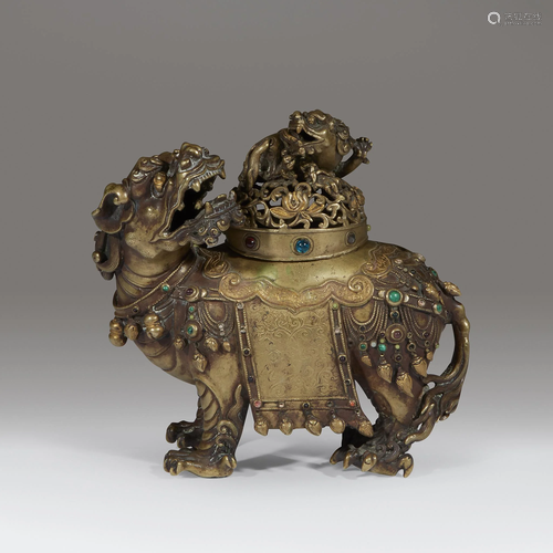 A Chinese embellished bronze Buddhi…