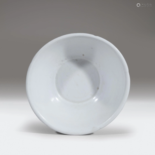 A Chinese glazed whiteware small lobed bo…