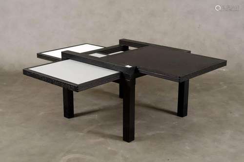 Bernard Vuarnesson Table basse modulable.