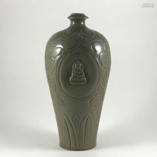 Chinese Yaozhou Vase