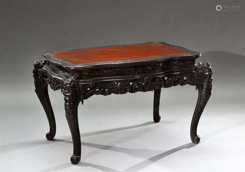 JAPON Epoque MEIJI (1868 1912) Table en bois noirc…