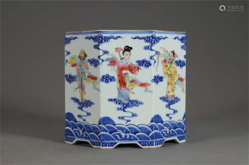 A Chinese Famille-Rose Glazed Blue and White Porcelain Brush Pot