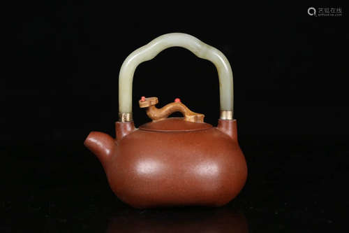 A Chinese Purple Sand Teapot, Yang Yitao Mark