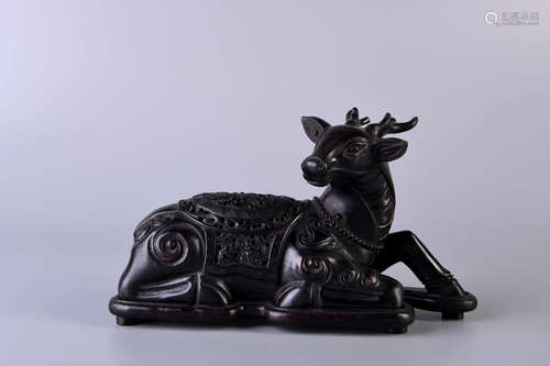 A Chinese Lobular red sandalwood sika deer Censer