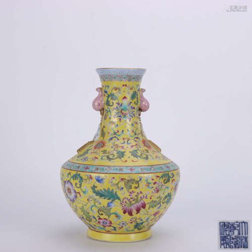 A Chinese Yellow Land Gilt  Twine Pattern Floral Porcelain Vase