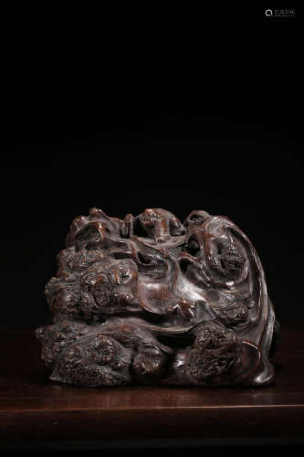 A Chinese Carved Gall Wood Toad Ornament