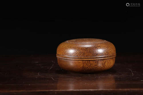A Chinese Carved Bamboo Box with Cover