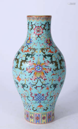 A Chinese Twine Pattern Floral Porcelain Vase