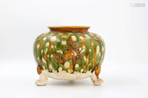 Chinese Tang Tri-Color Three Legged Porcelain Stove