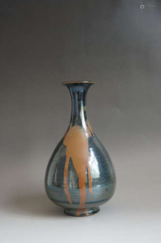 Chinese Black Glaze Porcelain Bottle