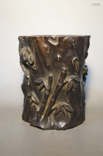 Chinese Qing Dynasty Rosewood Brush Pot