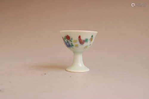 Chinese Ming Dynasty Chenghua Doucai Porcelain Stem Cup