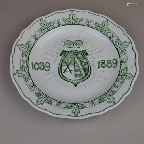 Meissen-Jubiläumsteller - 800 Jahre Haus Wettin 1089 - 1889, Weißporzellan mit unterglasurgrüner