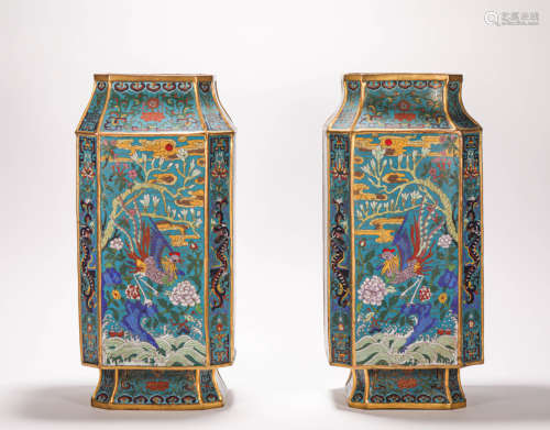 A Pair of closionne Squared Vese from Qing