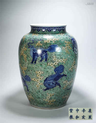 Blue and White Pottery Vese from Qing