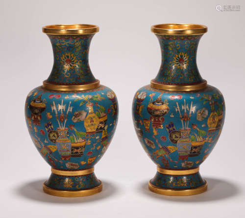 A Pair of Closioone Vese from Qing