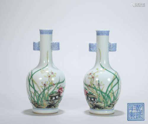 A pair of floral Vese from Qing