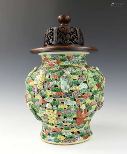Chinese Famille Verte Jar &Cover w/ Luohan, 18th C