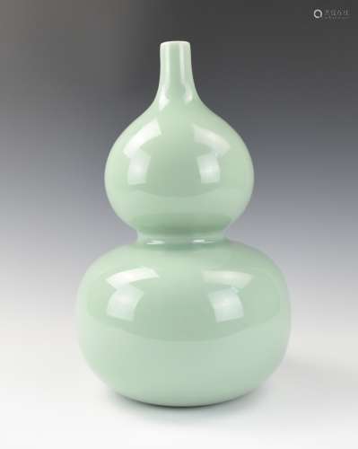 Chinese Celadon Double Gourd Vase w/ Qianlong Mark