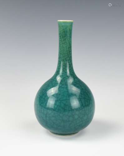 Chinese Emerald Ge-Glazed Vase, 18th C.