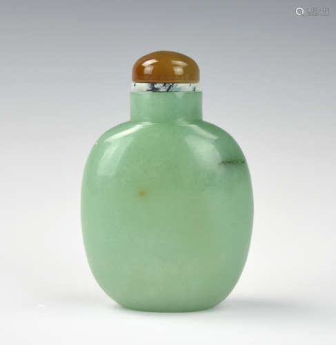Chinese Jadeite Sunff Bottle ,Qing D.