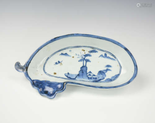 Chinese Gourd Shaped Blue & White Plate ,Ming D.