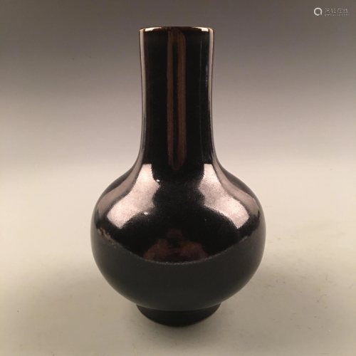 Chinese Black Glazed Glazed Porcelain …